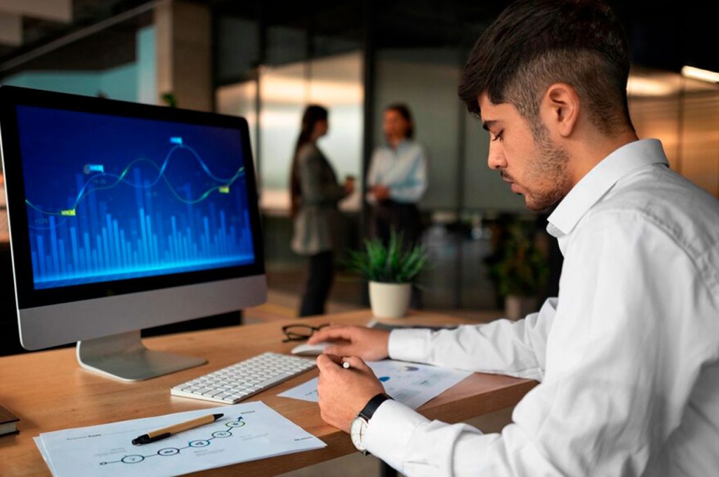 ¿Cuáles son los pasos del proceso de análisis de datos para empresas?